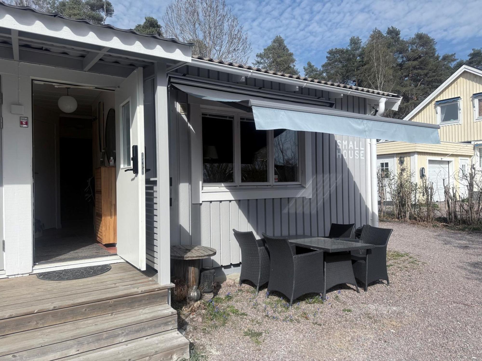 Small House Уппсала Экстерьер фото