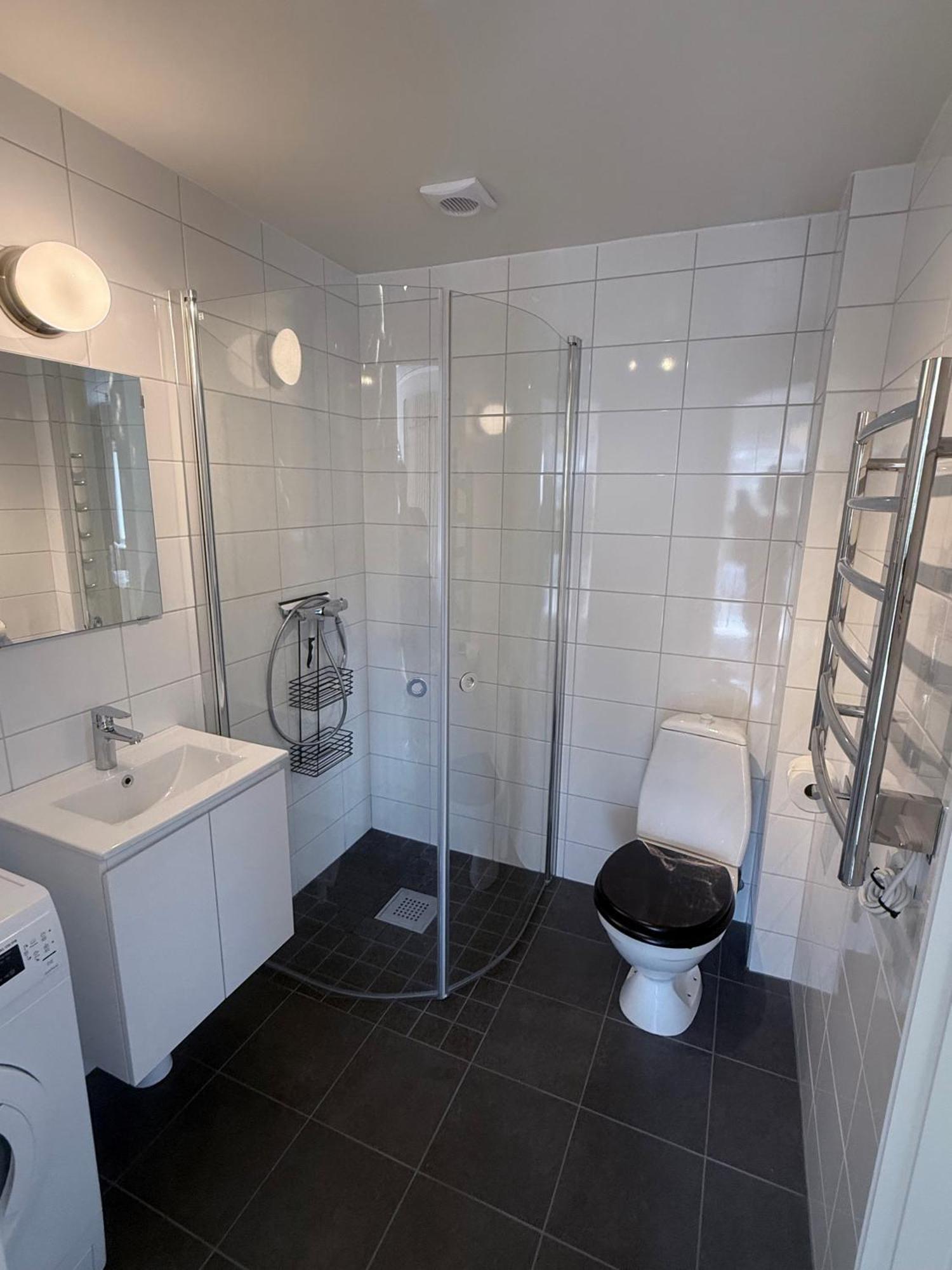 Small House Уппсала Экстерьер фото